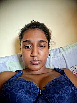 Snapshot of indianpink_lips chatting on 13, 11, 2025 indianpink lips online show from 13, 11, 2025