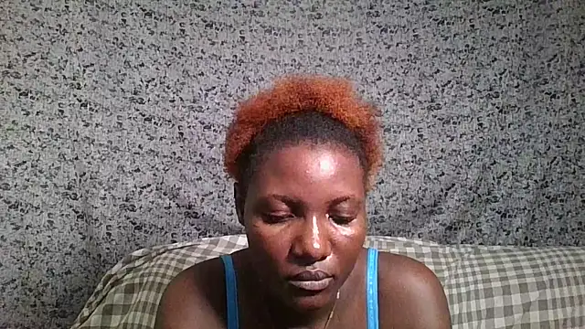 Snapshot of Ebony_dolcy chatting on 7, 11, 2025 Ebony dolcy online show from 7, 11, 2025