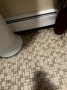 Snapshot of mylovebb chatting on 10, 10, 2025 mylovebb online show from 10, 10, 2025