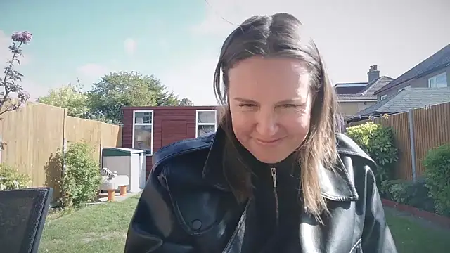 Snapshot of eatmypie69 chatting on 21, 4, 2026 eatmypie69 online show from 21, 4, 2026