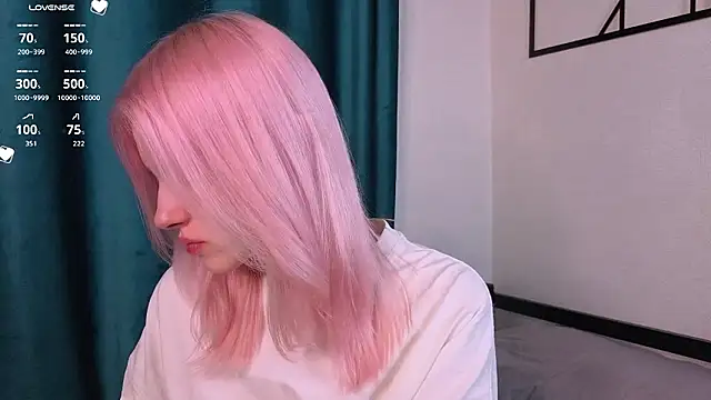 Snapshot of EdlaHewell chatting on 16, 1, 2026 EdlaHewell online show from 16, 1, 2026