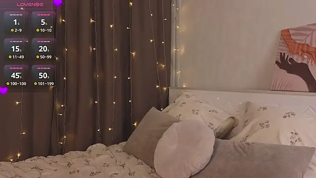 Snapshot of EdlaHewell chatting on 21, 2, 2026 EdlaHewell online show from 21, 2, 2026