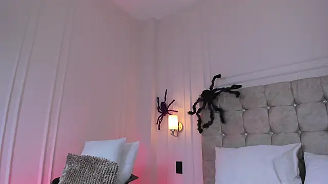 JasmineRoss 1 online show from 14, 10, 2025