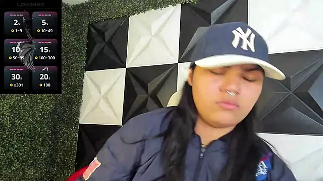 Snapshot of melany_rouse18 chatting on 27, 2, 2026 melany rouse18 online show from 27, 2, 2026