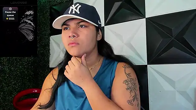 Snapshot of melany_rouse18 chatting on 4, 3, 2026 melany rouse18 online show from 4, 3, 2026