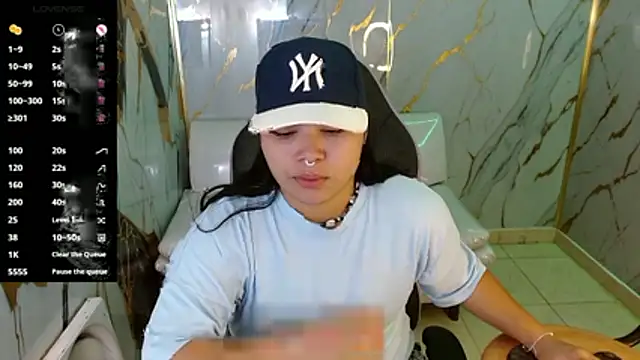 Snapshot of melany_rouse18 chatting on 22, 3, 2026 melany rouse18 online show from 22, 3, 2026