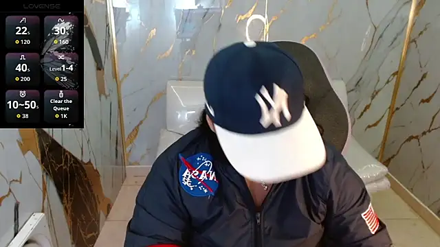 Snapshot of melany_rouse18 chatting on 8, 4, 2026 melany rouse18 online show from 8, 4, 2026