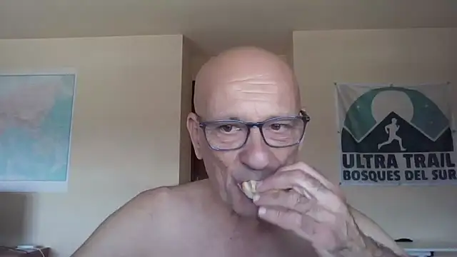 Snapshot of llopaco chatting on 13, 9, 2025 llopaco online show from 13, 9, 2025