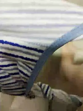 Snapshot of Loly2025 chatting on 19, 2, 2025 Loly2025 online show from 19, 2, 2025