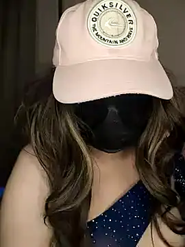 Snapshot of Loly2025 chatting on 7, 3, 2025 Loly2025 online show from 7, 3, 2025