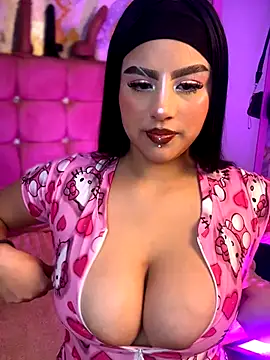 Snapshot of Bonbom_sr chatting on 22, 12, 2025 Bonbom sr online show from 22, 12, 2025