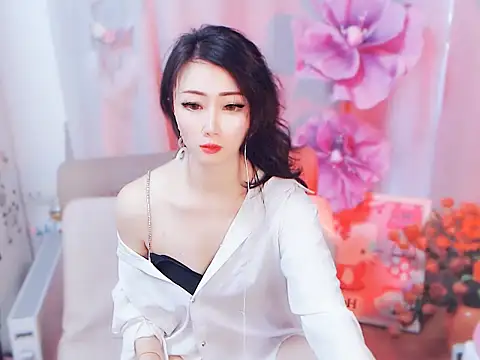 Snapshot of adelamiller chatting on 15, 12, 2025 adelamiller online show from 15, 12, 2025