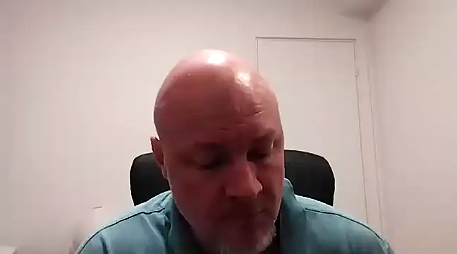 Snapshot of Lucifer29cm chatting on 5, 3, 2025 Lucifer29cm online show from 5, 3, 2025