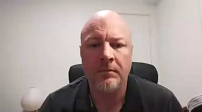 Snapshot of Lucifer29cm chatting on 8, 3, 2025 Lucifer29cm online show from 8, 3, 2025