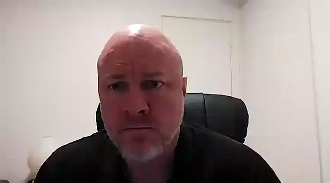 Snapshot of Lucifer29cm chatting on 12, 3, 2025 Lucifer29cm online show from 12, 3, 2025