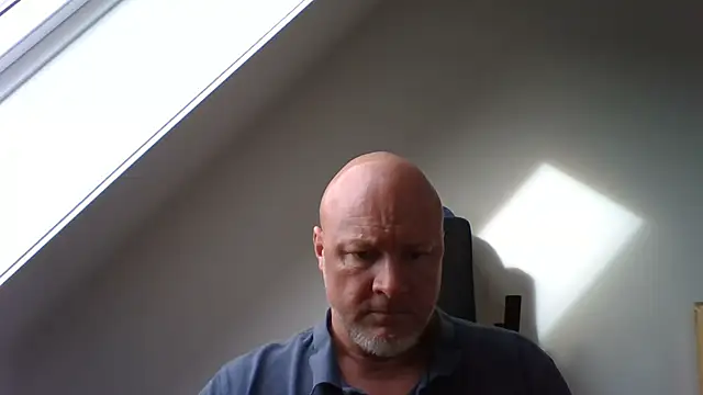 Snapshot of Lucifer29cm chatting on 22, 10, 2025 Lucifer29cm online show from 22, 10, 2025