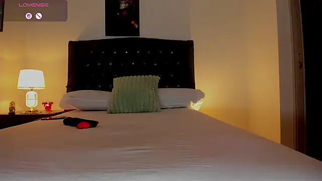 Skay Hot online show from 1, 10, 2025