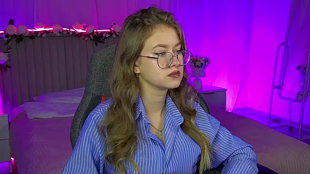 EveMundie online show from 28, 11, 2025