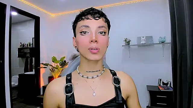 Snapshot of nilam_valker chatting on 2, 10, 2025 nilam valker online show from 2, 10, 2025