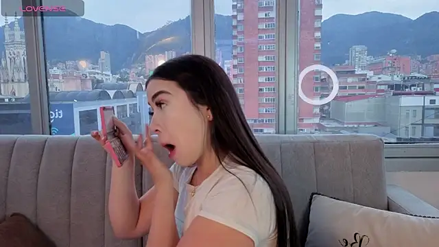 Ivanna West online show from 6, 4, 2026