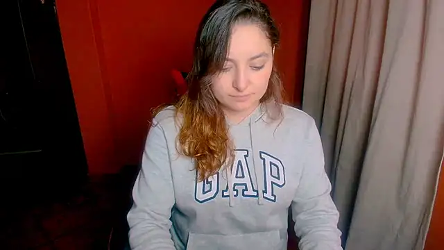 Snapshot of Daianna_m_ chatting on 24, 4, 2026 Daianna m online show from 24, 4, 2026