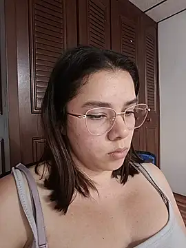 EmmaSulivan online show from 12, 2, 2026