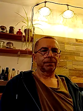 Xavspank2 online show from 15, 11, 2025