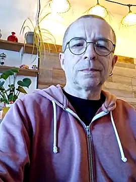 Snapshot of Xavspank2 chatting on 24, 3, 2026 Xavspank2 online show from 24, 3, 2026