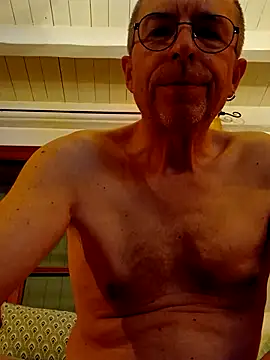 Snapshot of Xavspank2 chatting on 4, 4, 2026 Xavspank2 online show from 4, 4, 2026