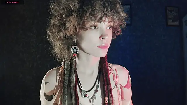 Snapshot of Dizer_clopy chatting on 8, 10, 2025 Dizer clopy online show from 8, 10, 2025