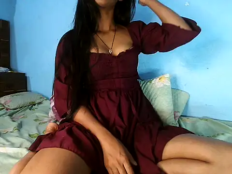 Snapshot of naughtygirl_2 chatting on 6, 4, 2026 naughtygirl 2 online show from 6, 4, 2026