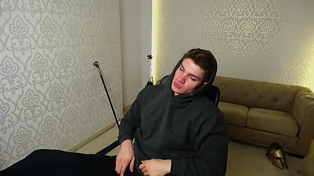 Snapshot of MaxKaiden chatting on 22, 11, 2025 MaxKaiden online show from 22, 11, 2025