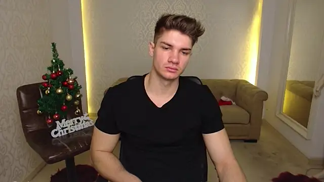 MaxKaiden online show from 23, 12, 2025