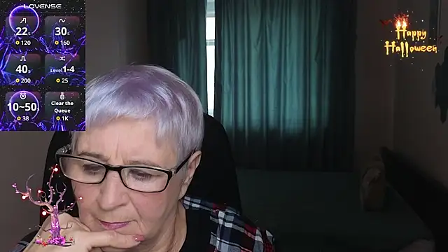 Sandra Snowflake online show from 30, 10, 2025