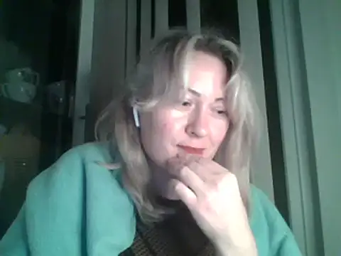 Snapshot of Mary888x chatting on 18, 2, 2025 Mary888x online show from 18, 2, 2025