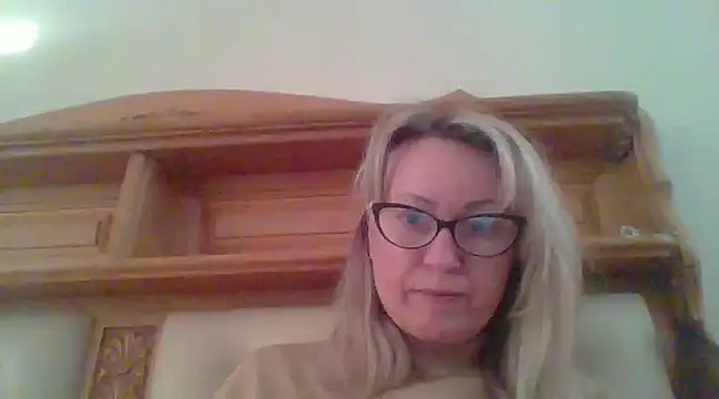 Snapshot of Mary888x chatting on 21, 2, 2025 Mary888x online show from 21, 2, 2025