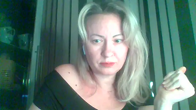 Snapshot of Mary888x chatting on 21, 2, 2025 Mary888x online show from 21, 2, 2025