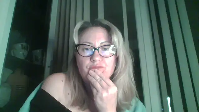 Snapshot of Mary888x chatting on 21, 2, 2025 Mary888x online show from 21, 2, 2025