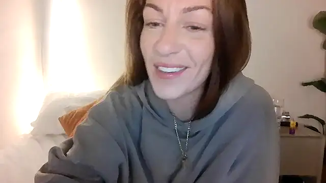 Snapshot of Edenfox- chatting on 11, 3, 2026 Edenfox- online show from 11, 3, 2026