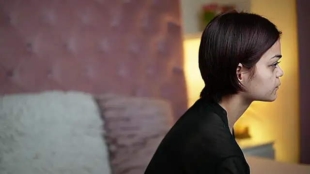 Snapshot of MaiaMini chatting on 29, 10, 2025 MaiaMini online show from 29, 10, 2025