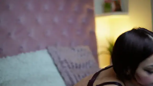 Snapshot of MaiaMini chatting on 10, 11, 2025 MaiaMini online show from 10, 11, 2025