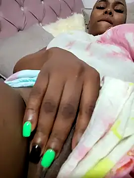 Snapshot of DashaSousaa chatting on 18, 4, 2026 DashaSousaa online show from 18, 4, 2026