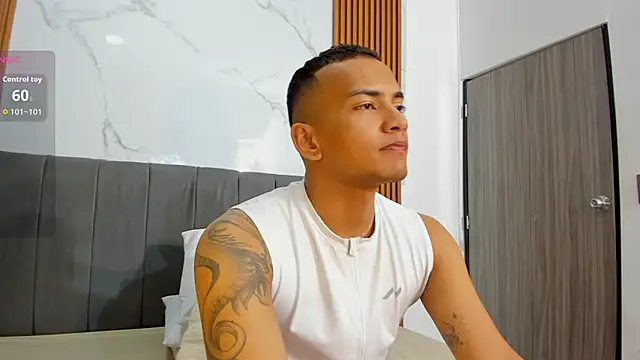 Snapshot of Rafa2004Cruz chatting on 2, 10, 2025 Rafa2004Cruz online show from 2, 10, 2025