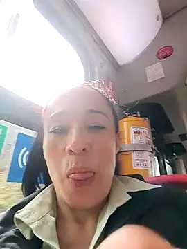 Coeur de luxure online show from 2, 10, 2025