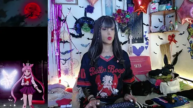 Snapshot of purplekattlyn chatting on 15, 6, 2026 purplekattlyn online show from 15, 6, 2026