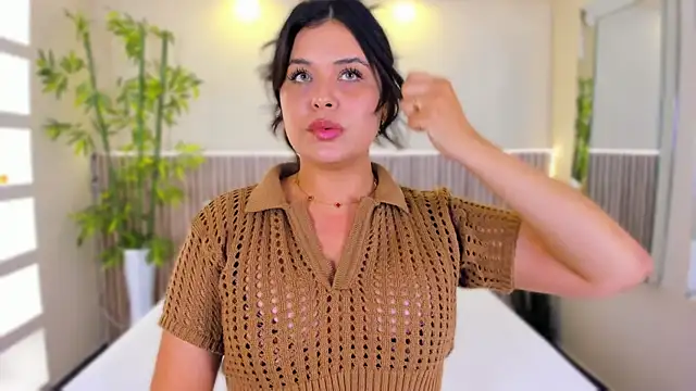 Snapshot of GeorginaReyes chatting on 9, 7, 2026 GeorginaReyes online show from 9, 7, 2026
