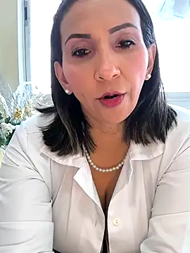 Mrsvictoriaaa online show from 23, 11, 2025