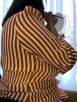 Mrsvictoriaaa online show from 27, 3, 2026