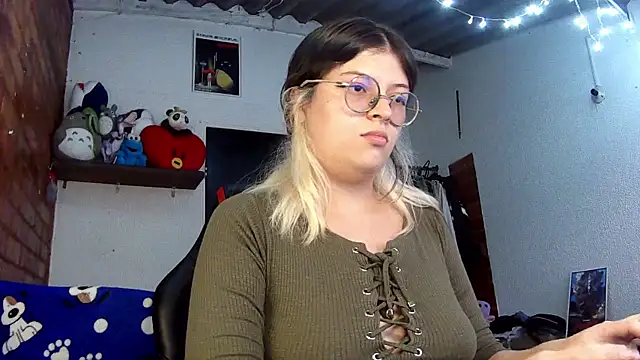 Snapshot of Emily__katz chatting on 20, 3, 2025 Emily katz online show from 20, 3, 2025