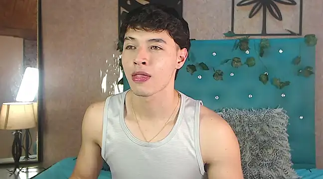 LiamAndrewzz online show from 19, 2, 2025